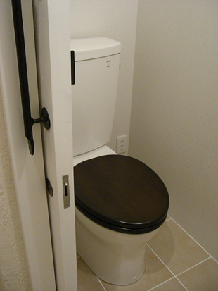 1階子世帯トイレ